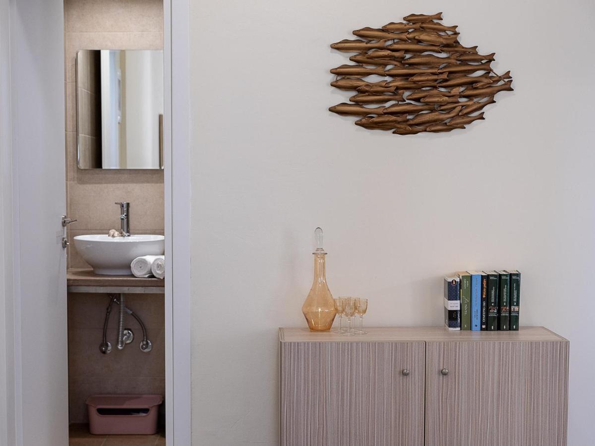 Luxury Apts Heraklion Center Bagian luar foto