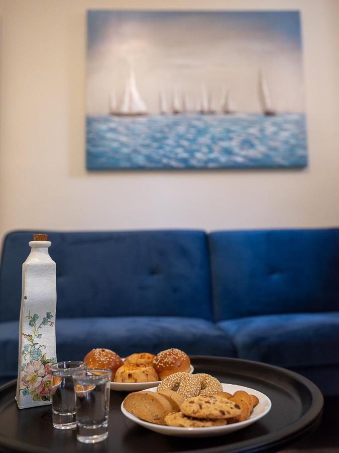 Luxury Apts Heraklion Center Bagian luar foto