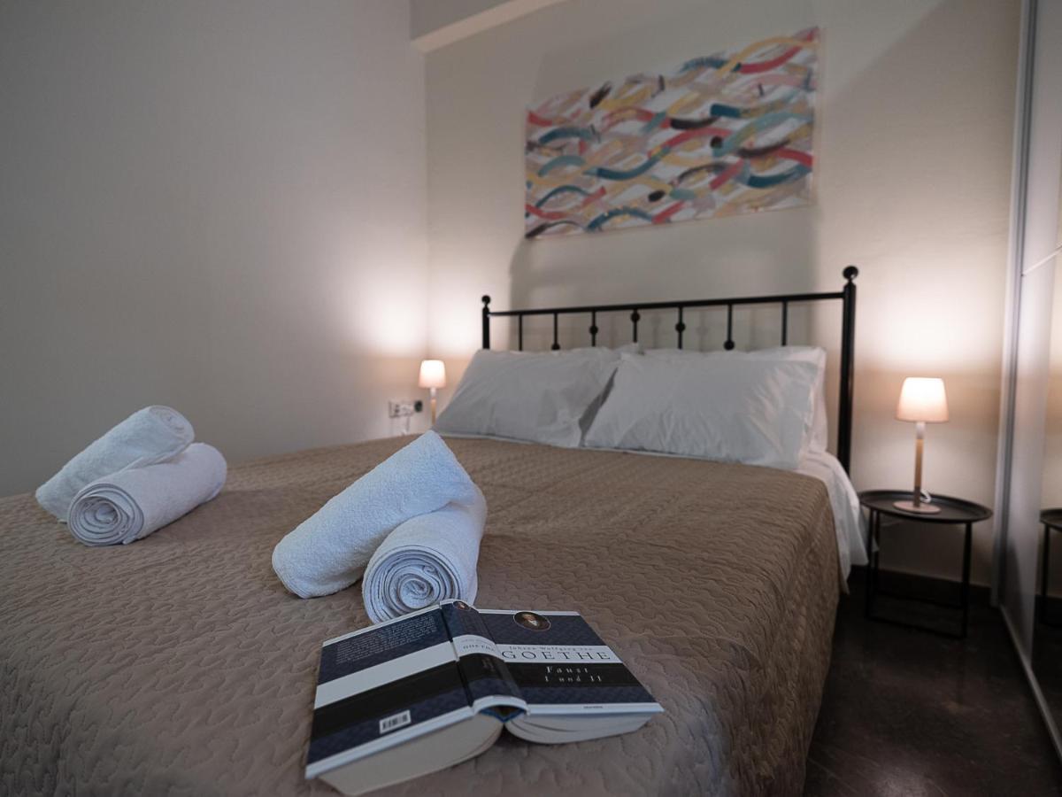 Luxury Apts Heraklion Center Bagian luar foto