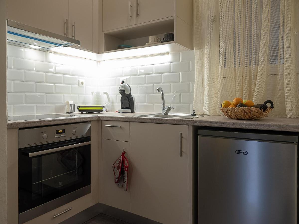 Luxury Apts Heraklion Center Bagian luar foto