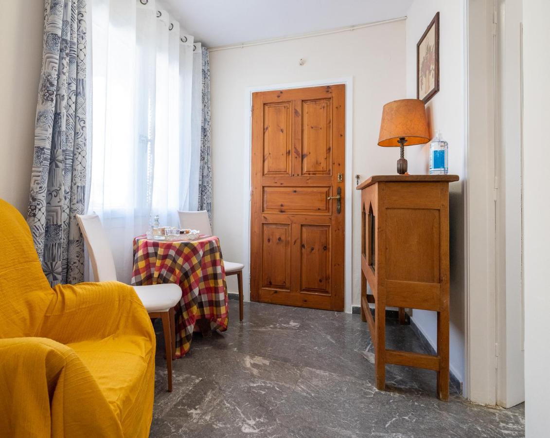 Luxury Apts Heraklion Center Bagian luar foto