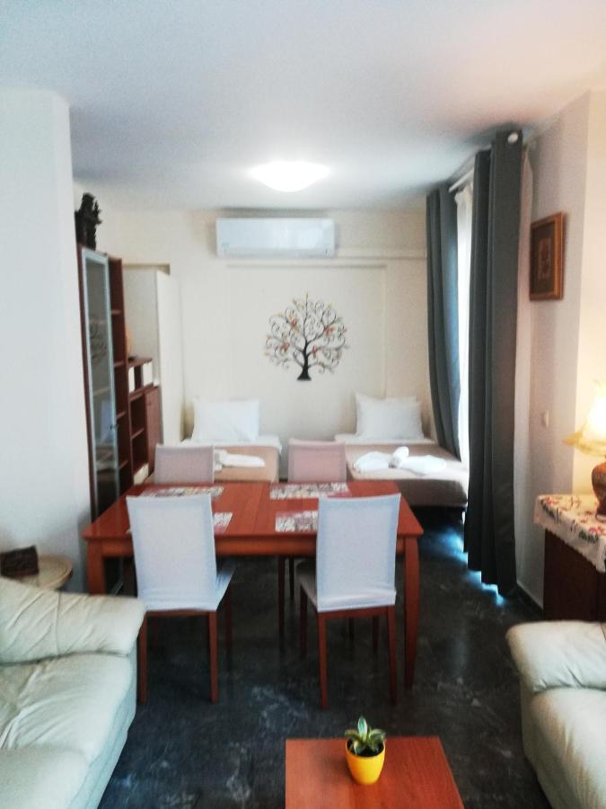Luxury Apts Heraklion Center Bagian luar foto
