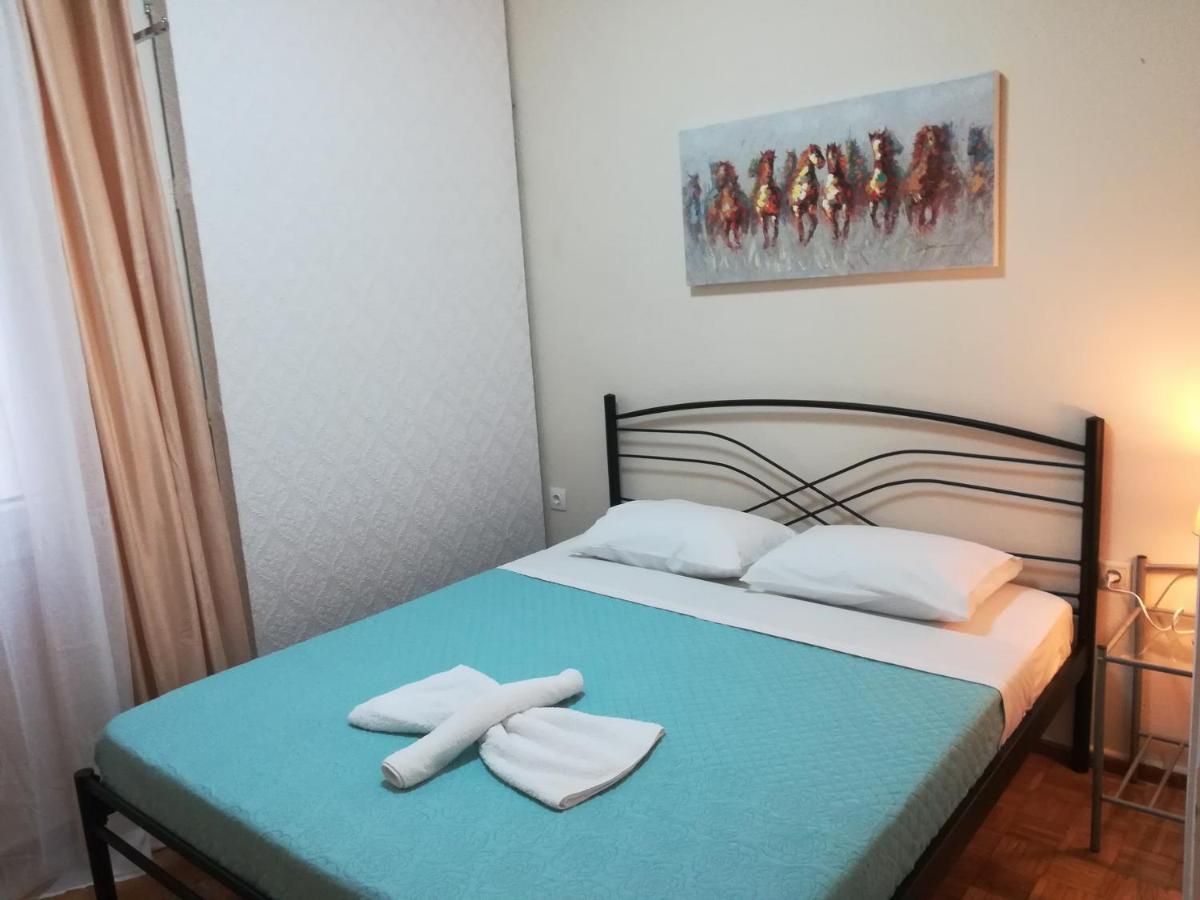 Luxury Apts Heraklion Center Bagian luar foto